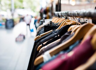 Online shoppen of toch naar de winkels?